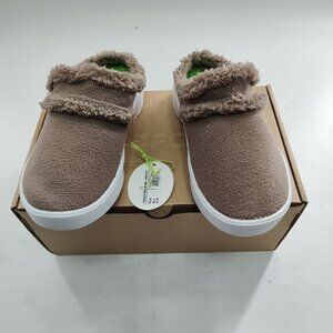 OOFOS Women's OOcoozie Low Shoe - Chocolate